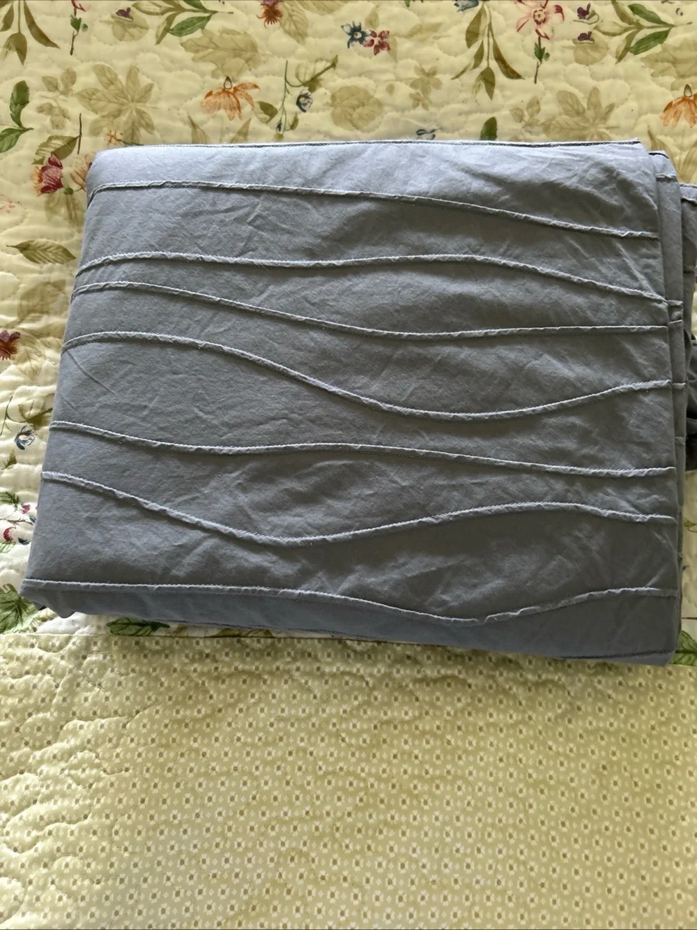 Calvin Klein Light Gray  Duvet Cover with Wavy Stitch Detail